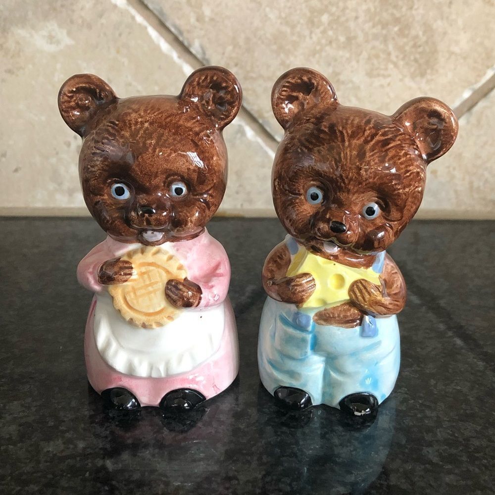 Vintage Ceramic Brown Bear or Mouse Couple Norcrest Salt & Pepper Shakers Set